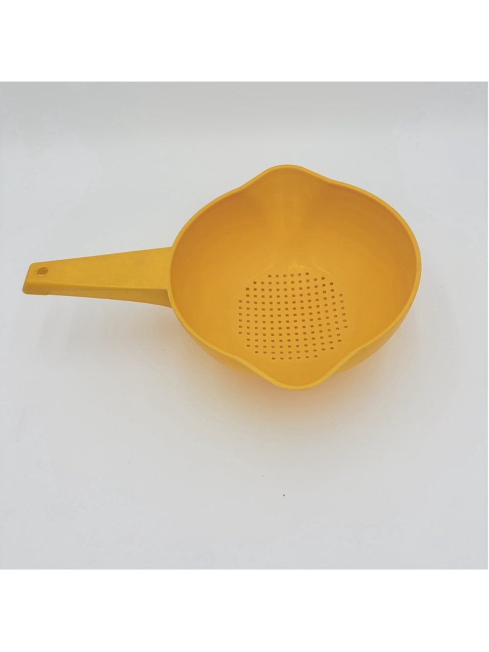 Tupperware Yellow 1 Quart Small Colander Strainer Double Pour Spout #1200